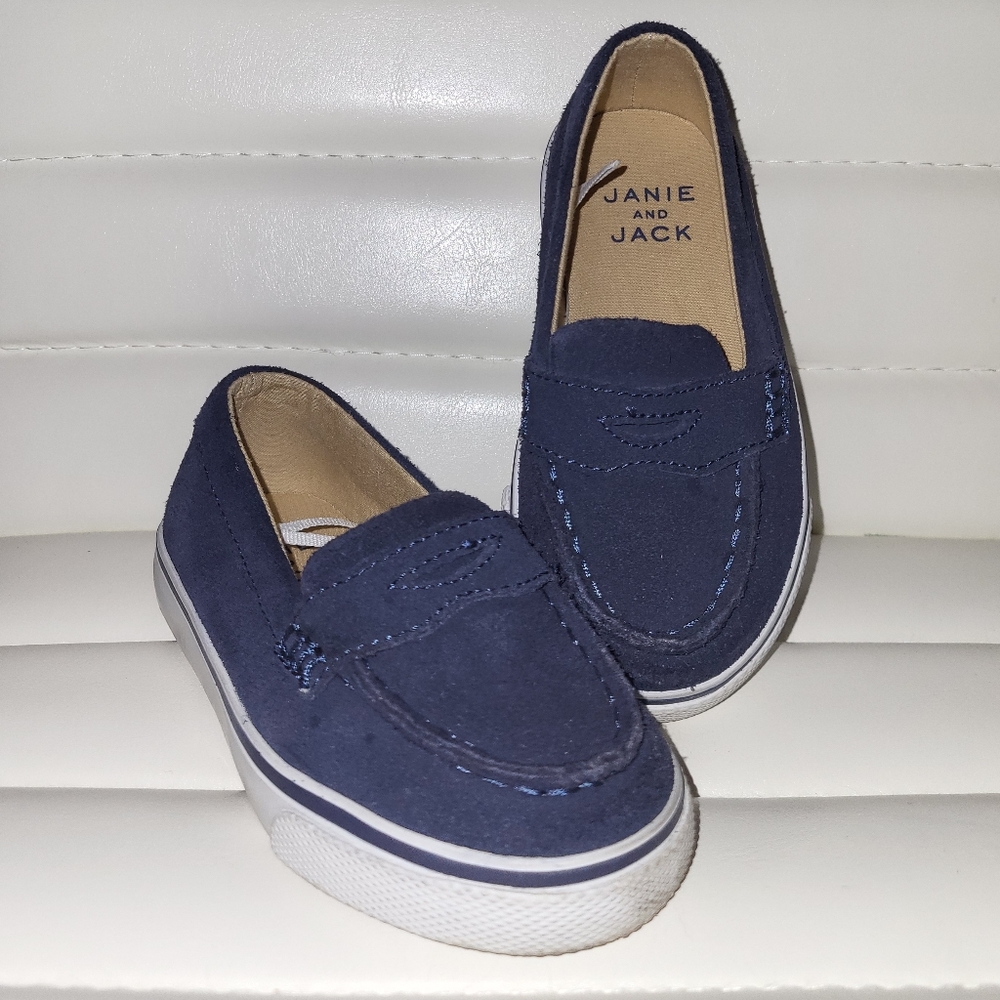 Kid's Shoes: Size 7, Janie and Jack